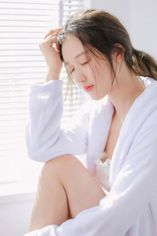 少女洛荷